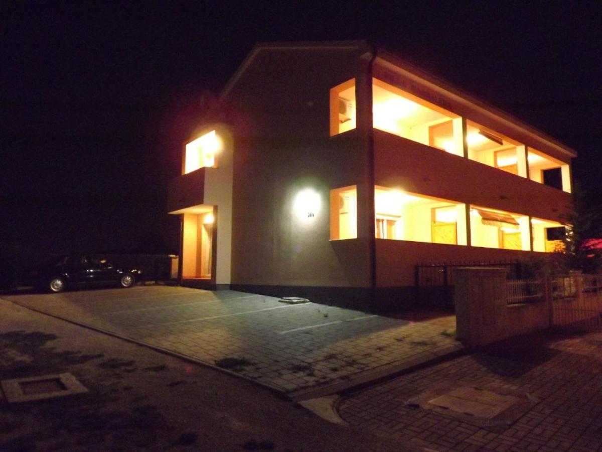 Villa Magdalena Pula Exteriör bild